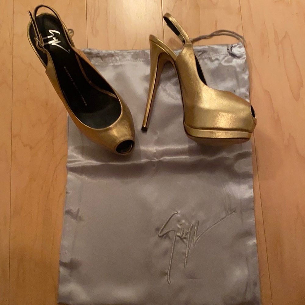 GIUSEPPE ZANOTTI SLINGBACK HEELS
